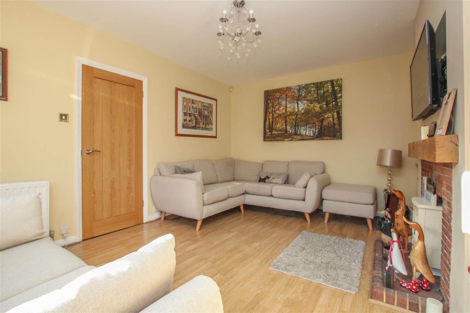 Shevon Way, Brentwood Keith Ashton